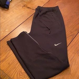 Nike Tapered pants